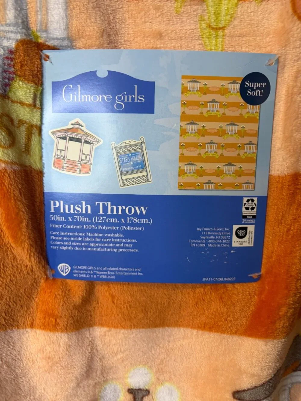 Gilmore Girls Stars Hollow Autumn Festival Fall Plush Throw Blanket 50x70 NWT